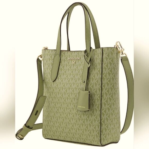 Michael Kors, Beautiful sage green bag. NWT - Picture 1 of 9